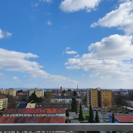 Апартаменты Penthouse "Marc Aurel" - Greatview, Wifi & Netflix Швейнфурт Экстерьер фото